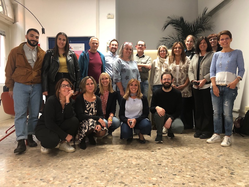 Facciamo rete per l'educazione degli adulti e la formazione professionale