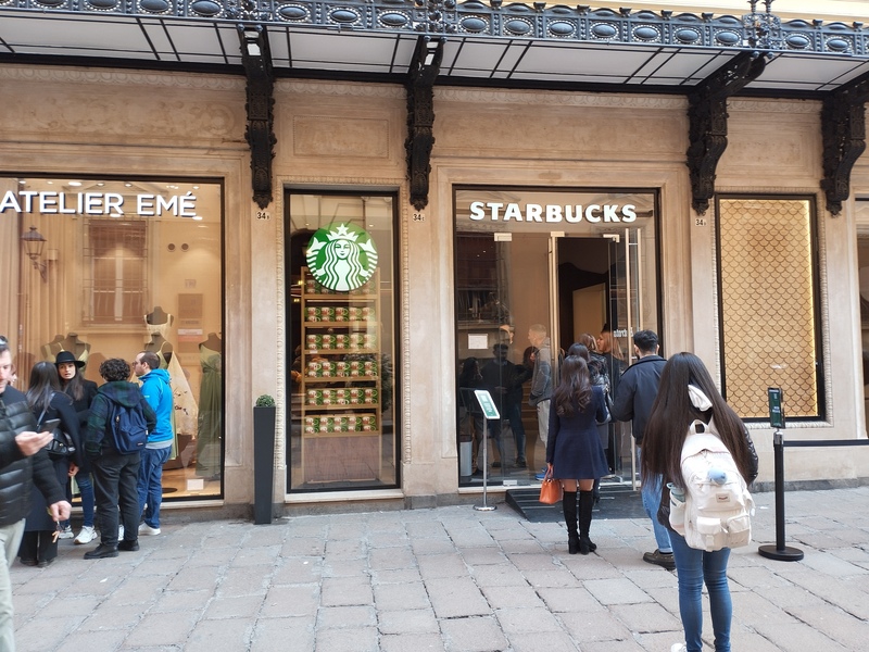 Starbucks apre a Bologna e assume. Due gli inserimenti lavorativi targati Insieme per il lavoro nei primi giorni